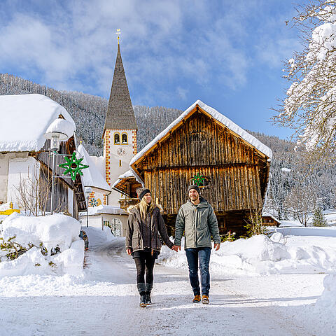 Winterwandern durch das verschneite Bad Kleinkirchheim© Mathias Praegant_MBN Tourismus