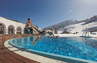 Großzügige Wellnessoase mit unvergleichbarer Saunawelt im Thermal Römerbad © Kärnten Werbung Johannes Puch