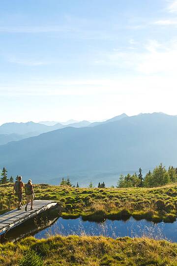 Der Alpe Adria Trail führt durch malerische Almlandschaften © Franz Gerdl_Kärnten Werbung