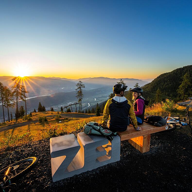 ZEITplatz am Goldeck bei Sonnenaufgang
