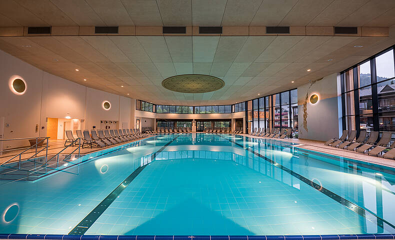 Bad Kleinkirchheim Therme: Wellnessbecken in der Familien- & Gesundheitstherme St. Kathrein © Gert Perauer