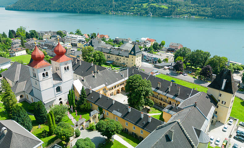Stift Millstatt von oben ©Andreas Siebenhofer_MBN Tourismus, Kärnten Werbung