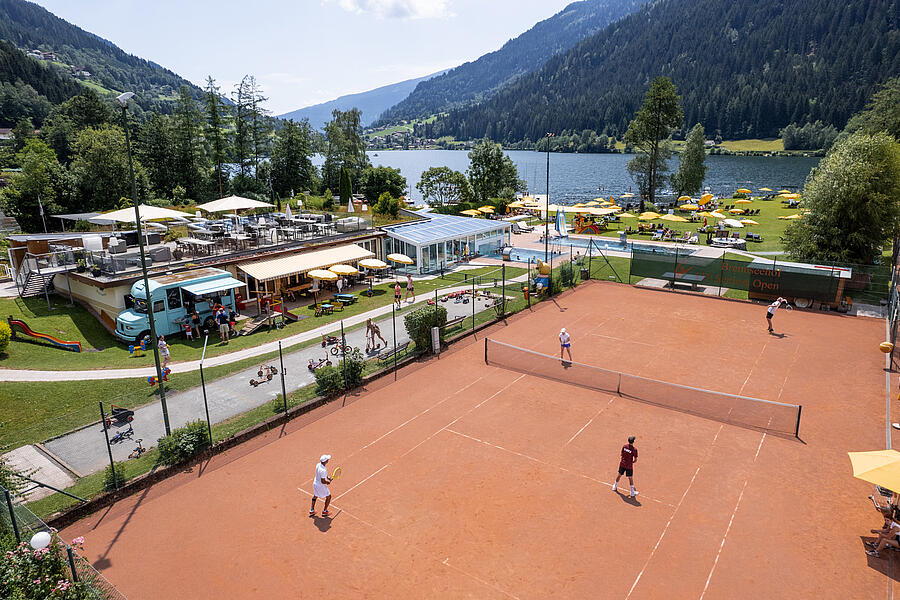 Tennis mit Seeblick © Gert Perauer_Brennseehof