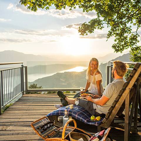 Entspannte Familie am Sternenbalkon in Millstadt © Gert Perauer_MBN Tourismus
