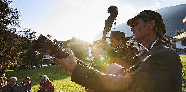 Musik am Genuss-Basar in Bad Kleinkirchheim © BRM Johannes Puch