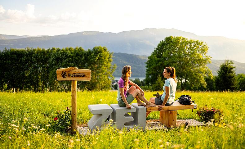 Pause bei Zeitplatz Alpenrose ©Gert Perauer_MBN Tourismus