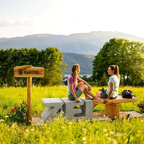 Pause bei Zeitplatz Alpenrose ©Gert Perauer_MBN Tourismus