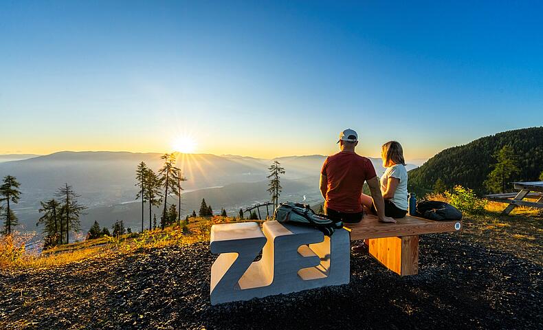 ZEIT zu zweit bei Sonnenuntergang am Sportberg Goldeck genießen
